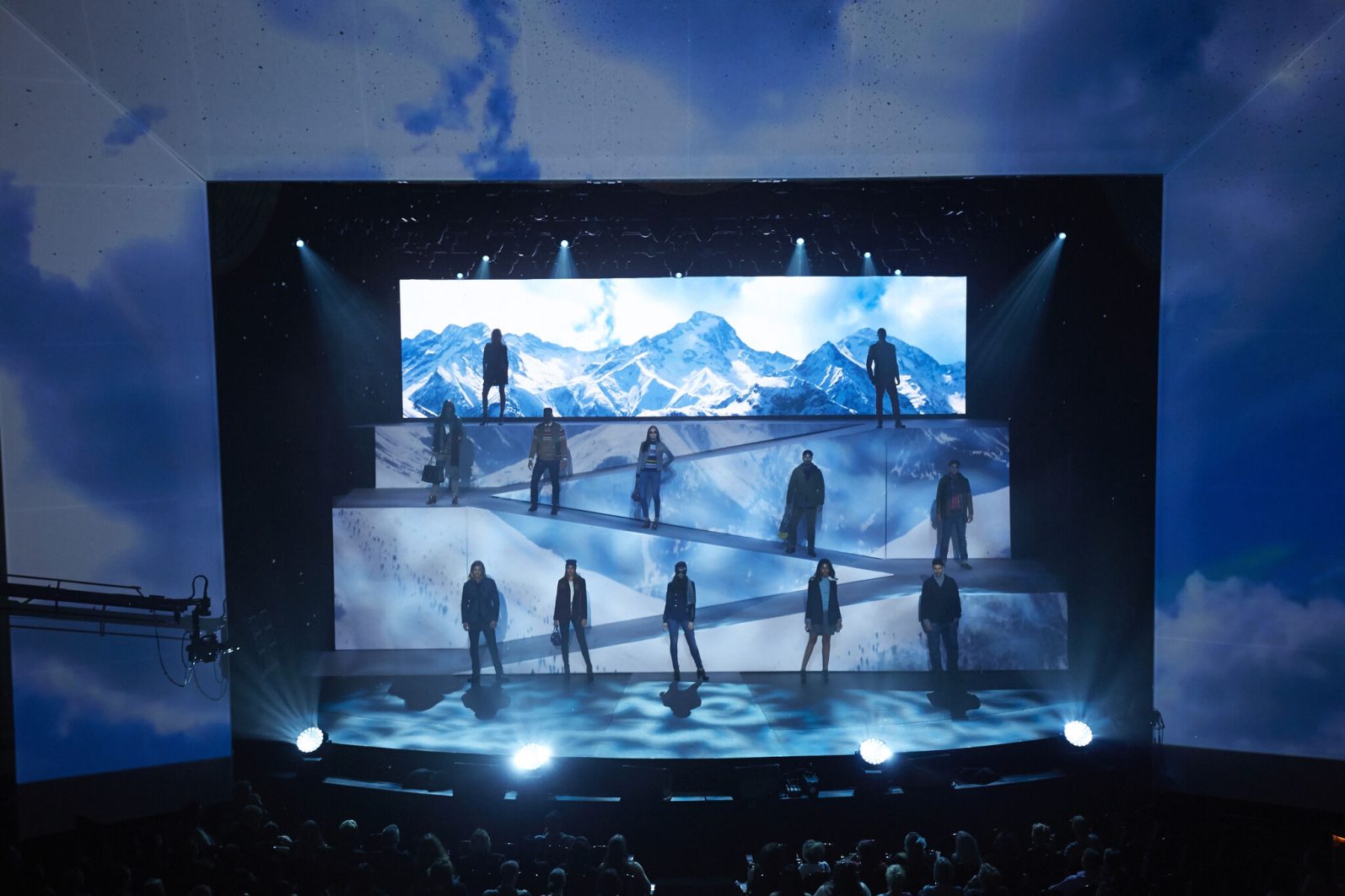 Glamorama stage